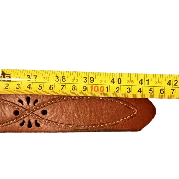 Eddie Bauer Brown Leather Belt Cutouts Stitching Brass Buckle Size Medium - Picture 11 of 13